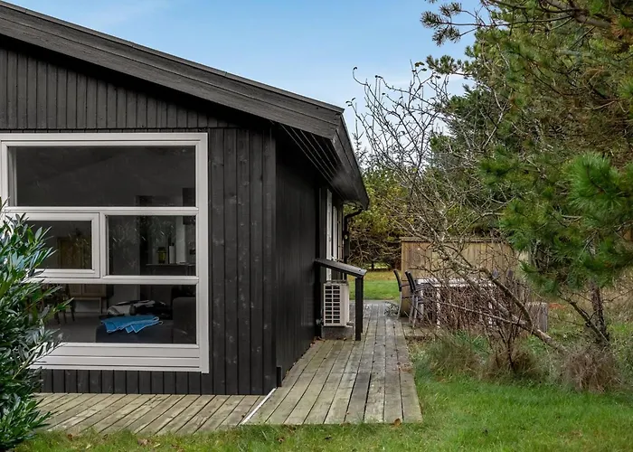 Talvikki - 1-2km From The Sea By Interhome